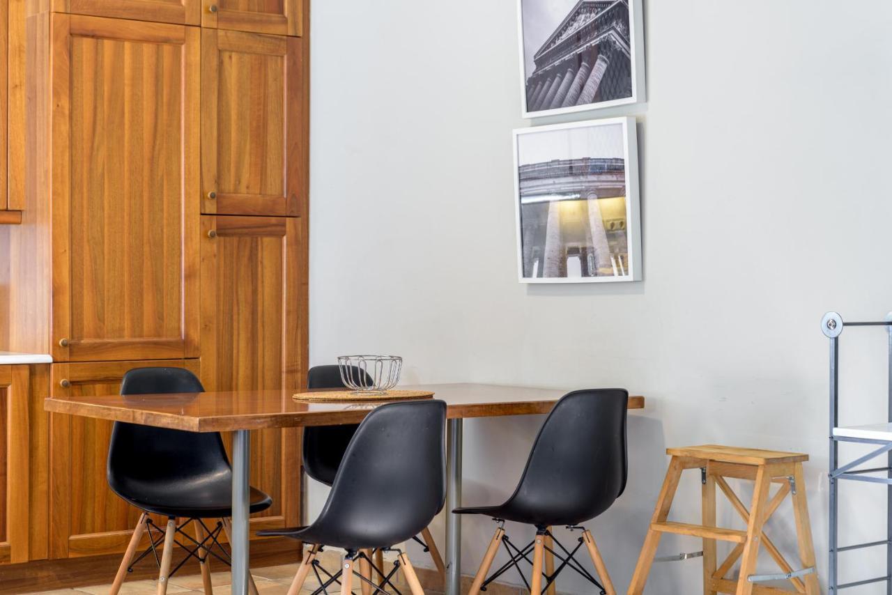 A Beautiful 2 Bdr House In The Heart Of Plaka Atenas Exterior foto